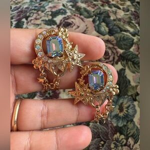 ❌❌SOLD ❌❌Kirk’s Folly  clip on Earrings